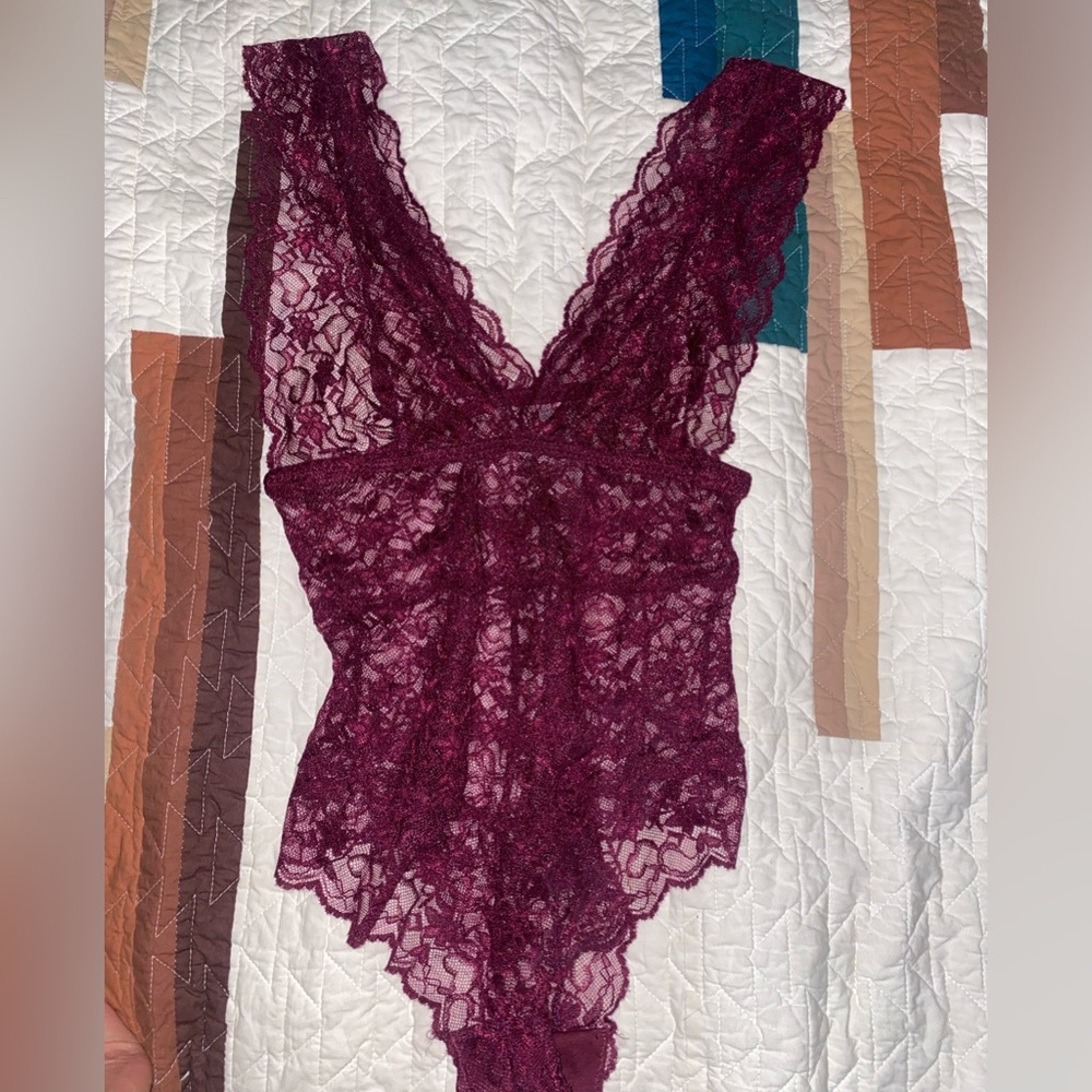 Lace body suit size medium